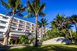 Naples Beach Hotel & Golf Club